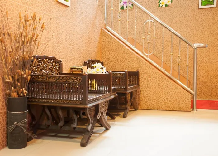 Collection O Thaiphiphat House Silom 3* 曼谷
